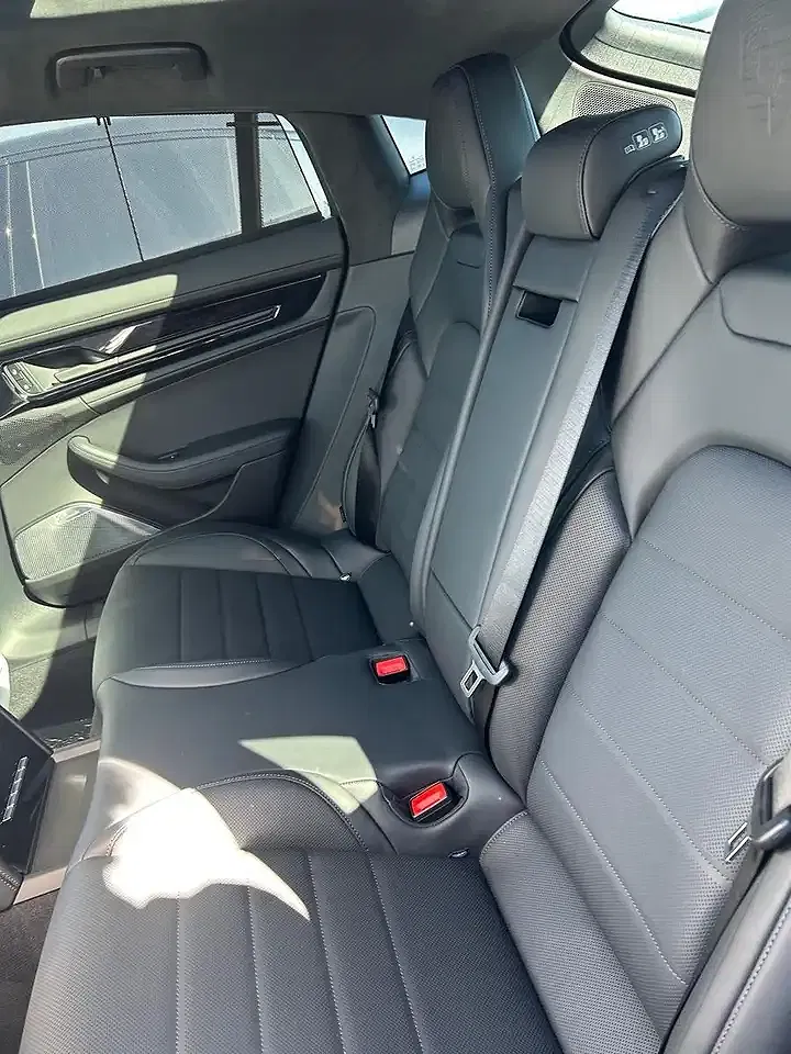 Porsche Panamera - Thumbnail 8