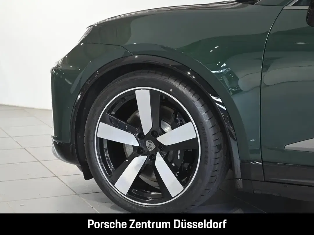 Porsche Macan - Thumbnail 9