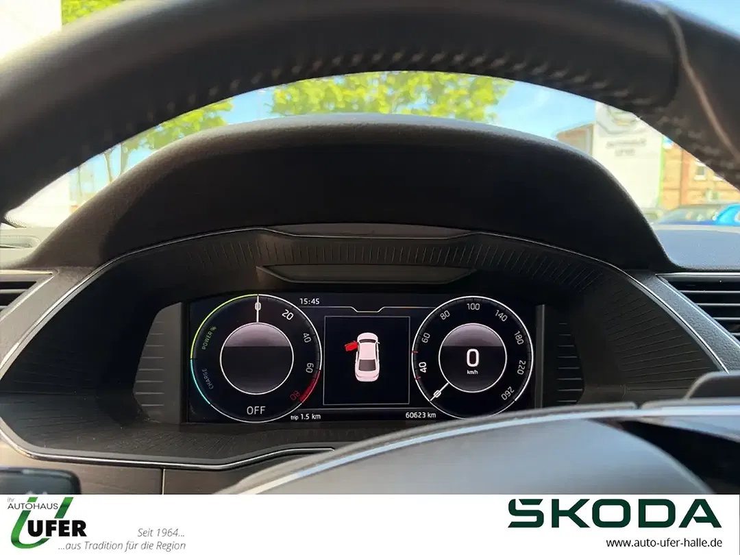 Skoda Superb - Thumbnail 10