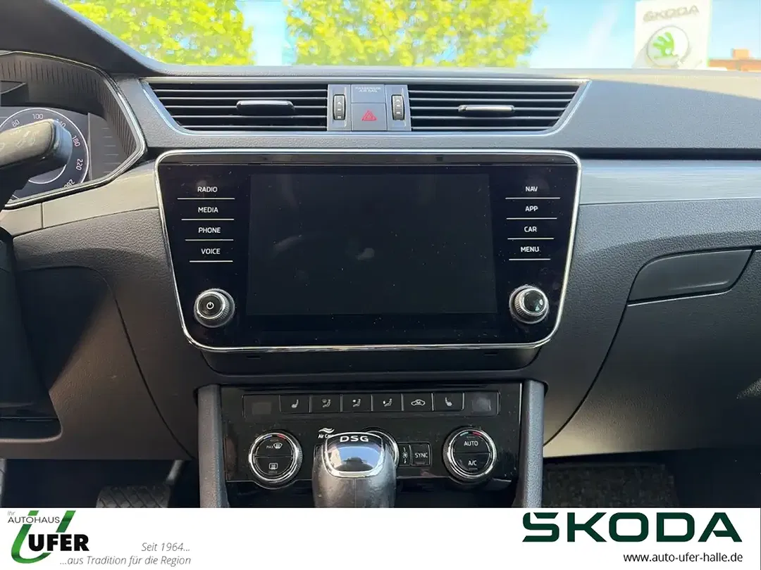 Skoda Superb - Thumbnail 11