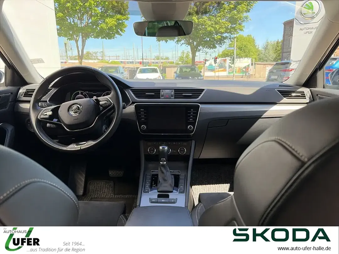 Skoda Superb - Thumbnail 9