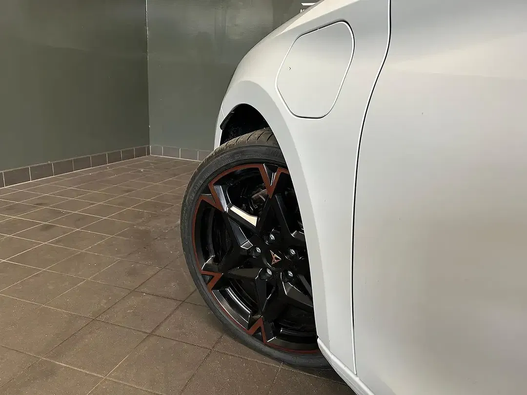 CUPRA Leon - Thumbnail 7