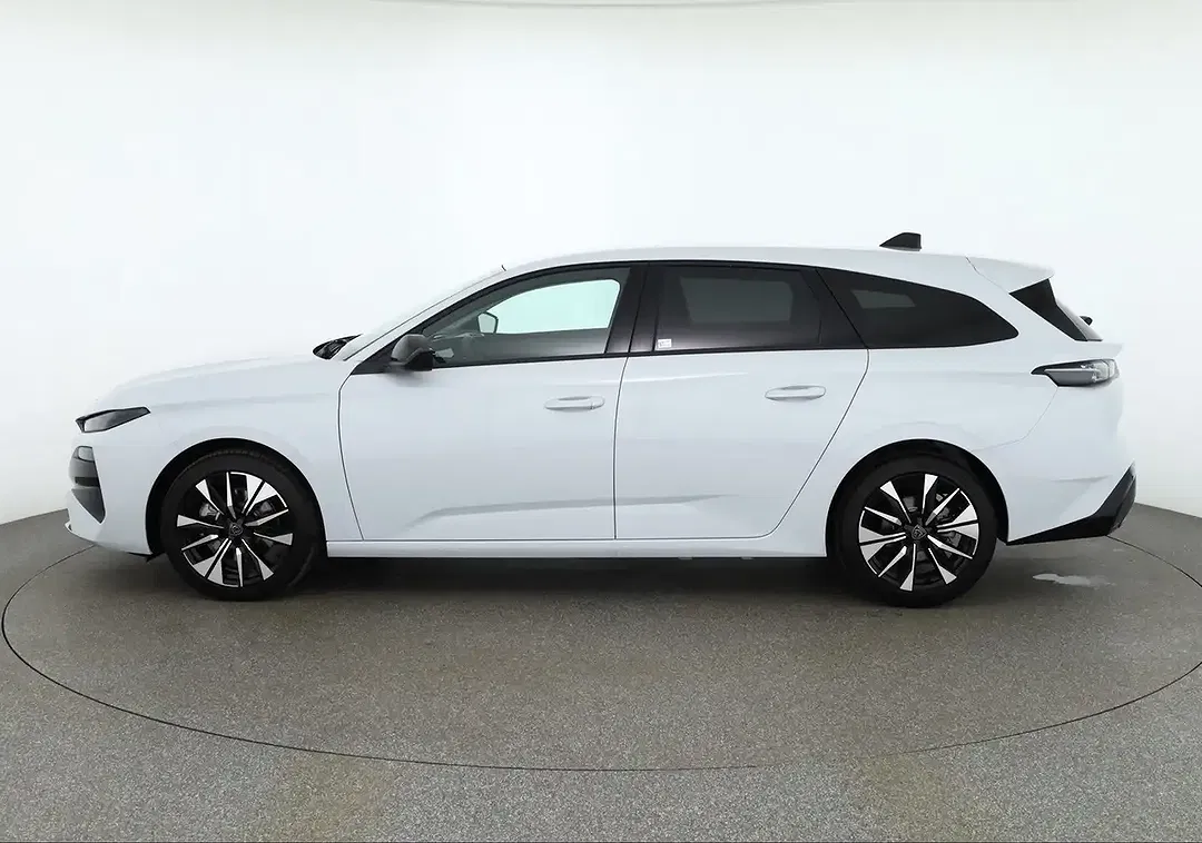 Peugeot 308 - Thumbnail 1