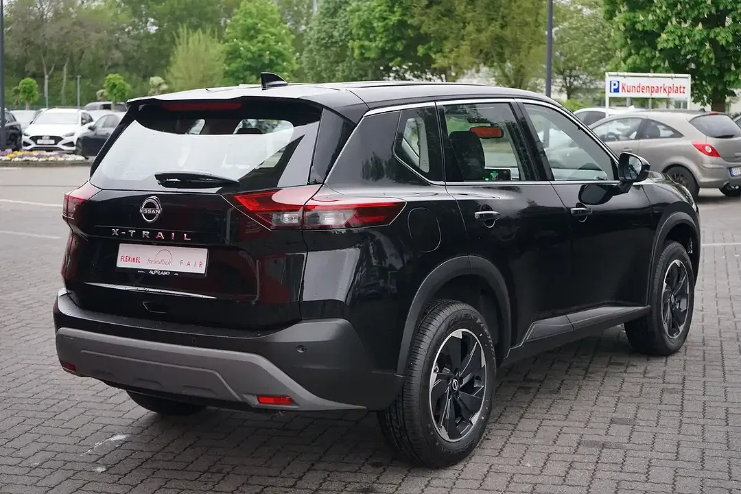 Nissan X-Trail - Thumbnail 4