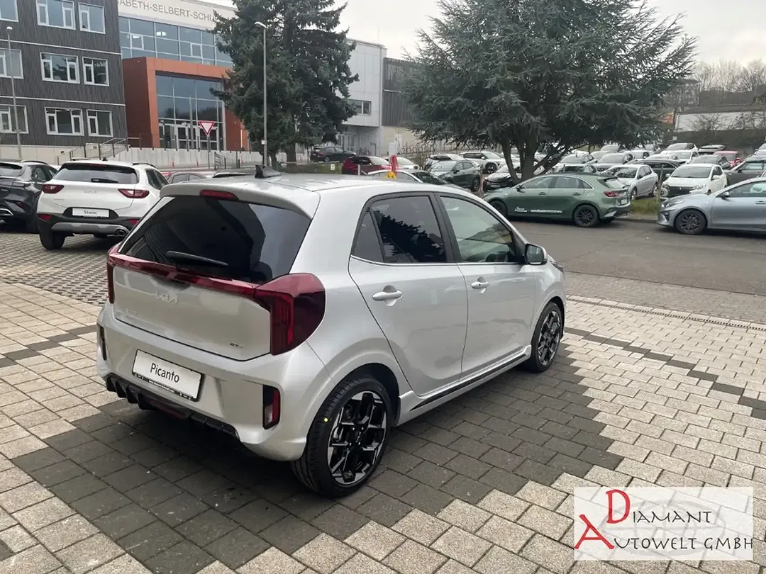 Kia Picanto - Thumbnail 3