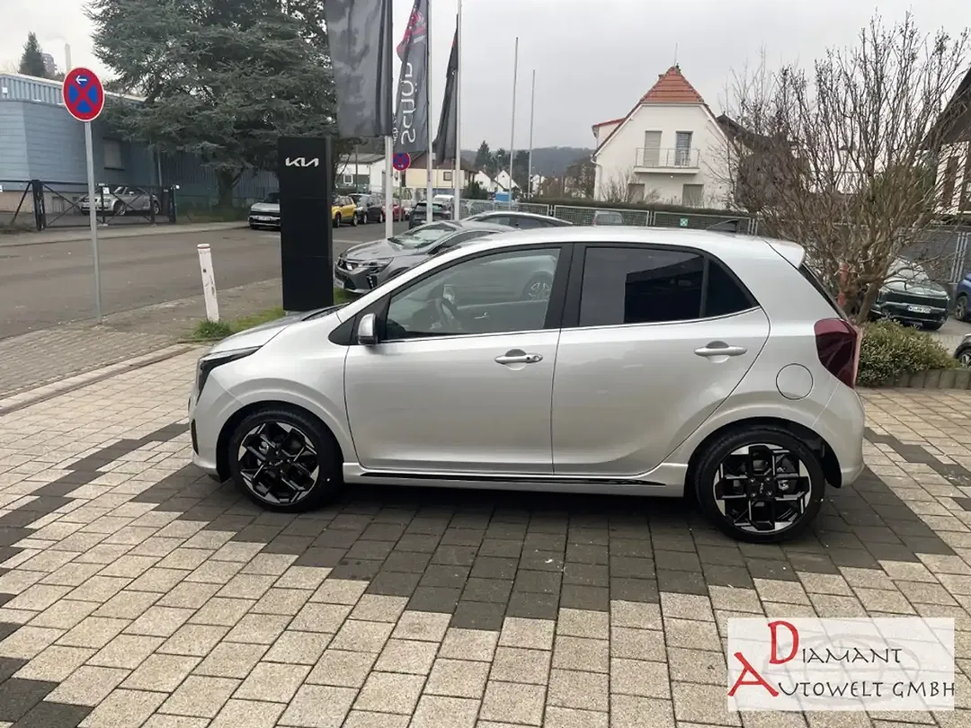 Kia Picanto - Thumbnail 8