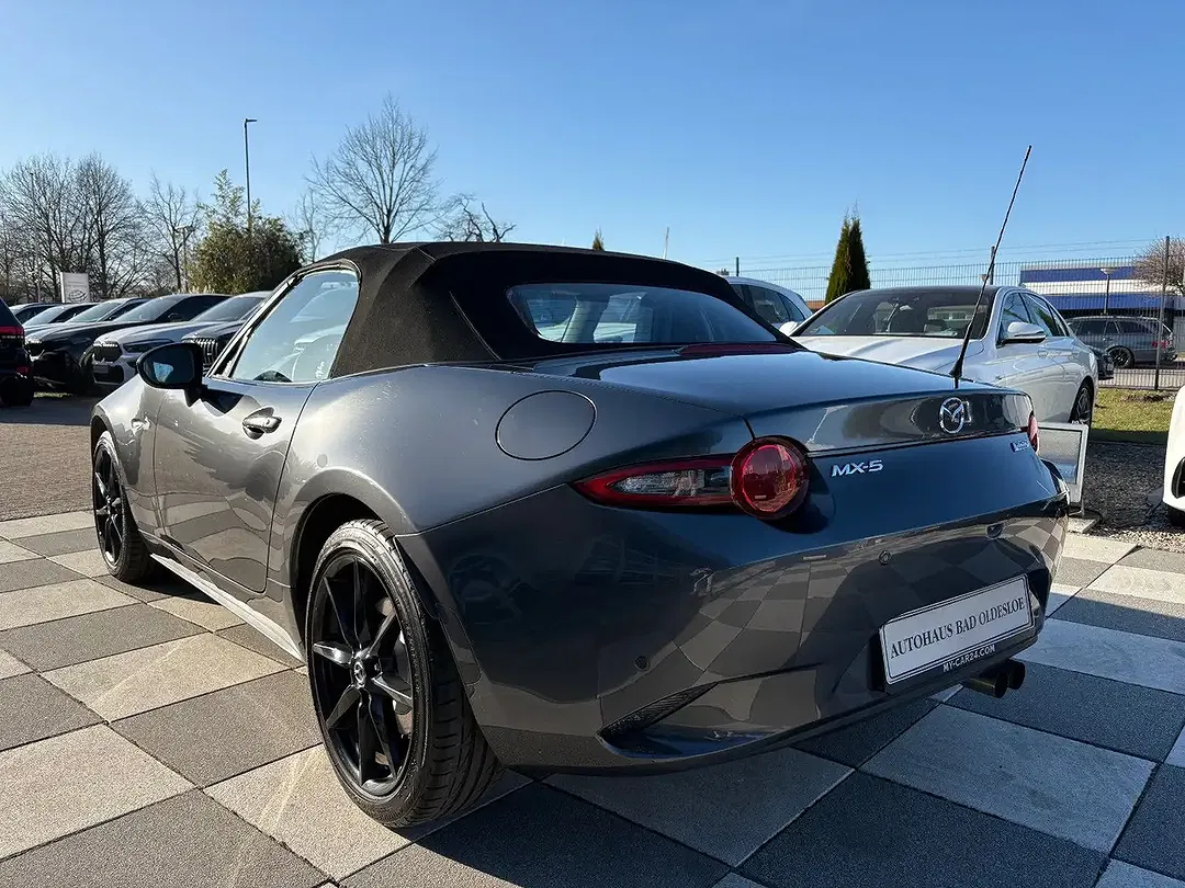 Mazda MX-5 - Thumbnail 10