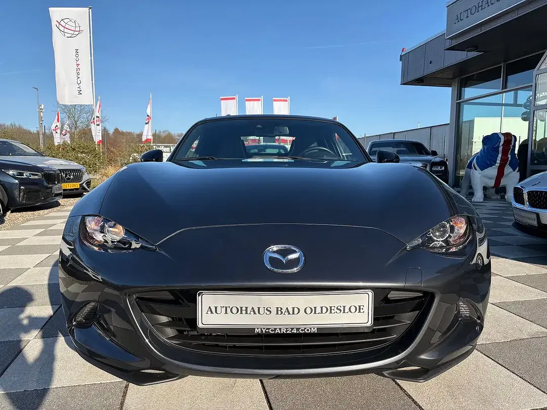 Mazda MX-5 - Thumbnail 3