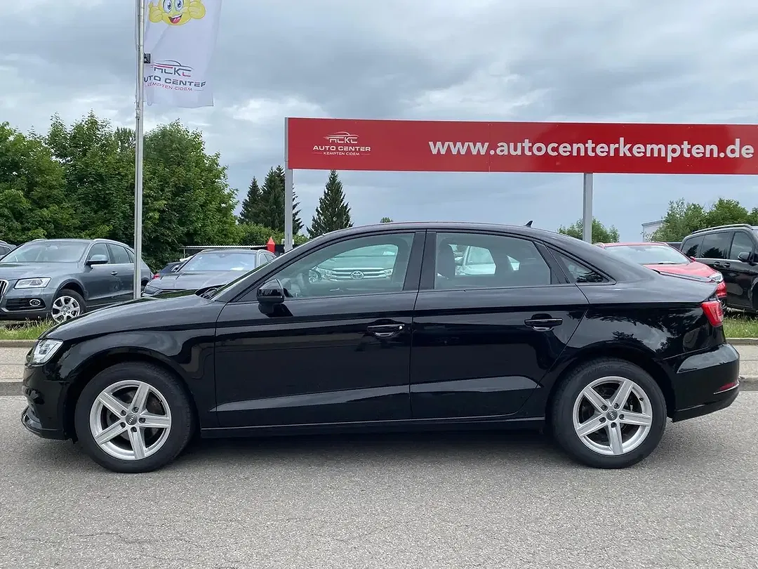 Audi A3 - Thumbnail 3