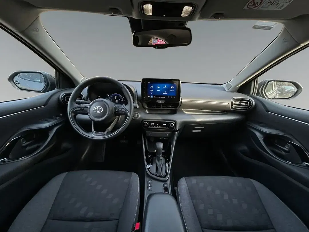 Toyota Yaris - Thumbnail 10