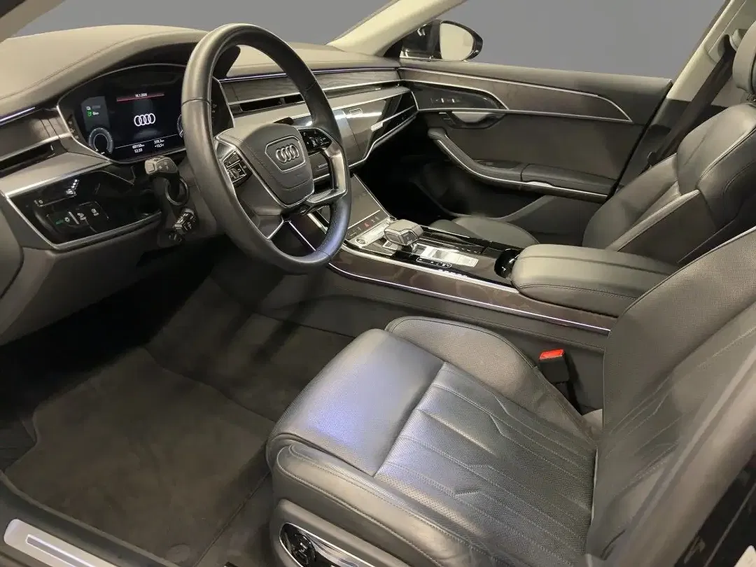 Audi A8 - Thumbnail 7