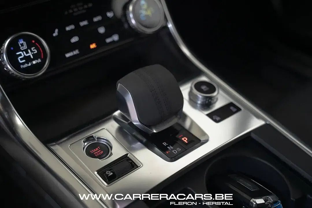 Jaguar XF - Thumbnail 14