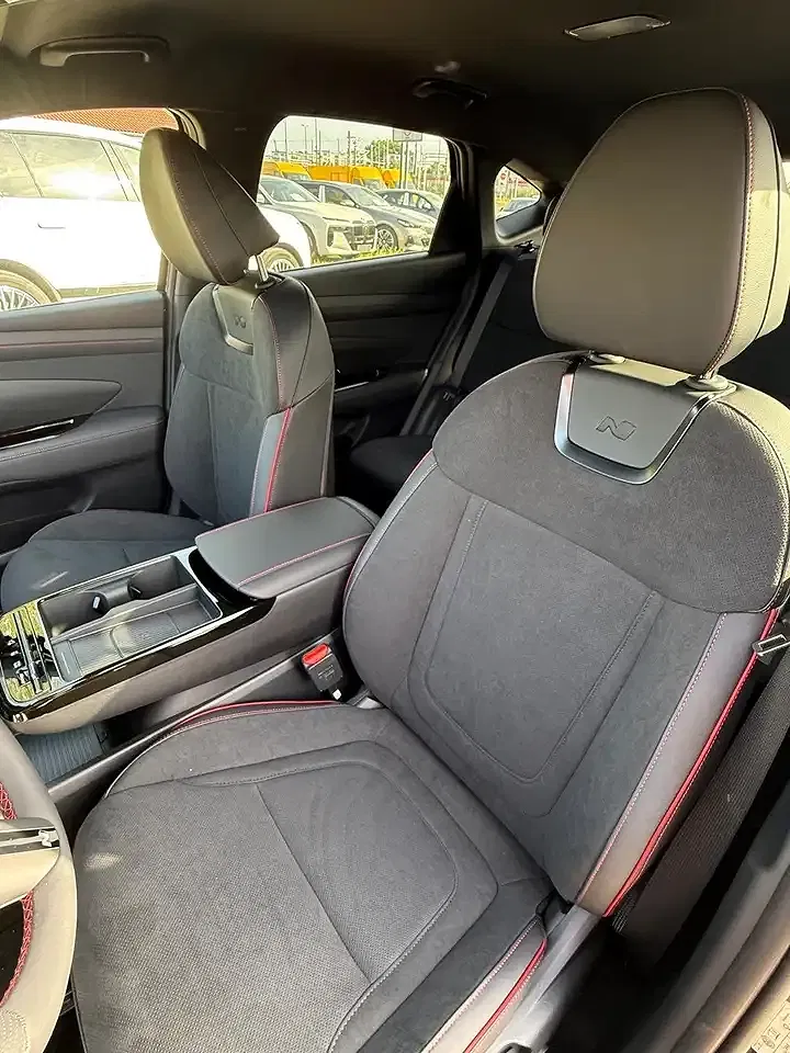 Hyundai TUCSON - Thumbnail 9