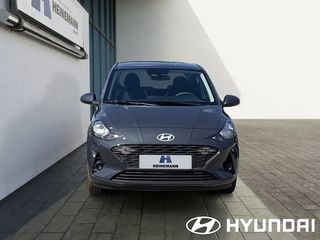 Hyundai i10 - Thumbnail 8