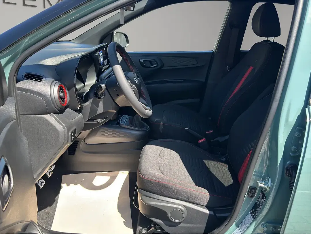 Hyundai i10 - Thumbnail 9