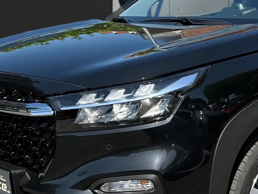 Suzuki SX4 S-Cross - Thumbnail 10