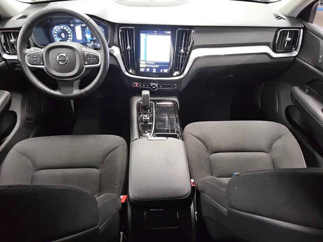 Volvo V60 - Thumbnail 4