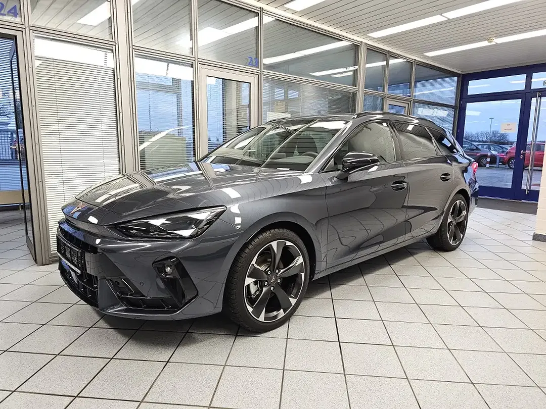 CUPRA Leon - Thumbnail 1