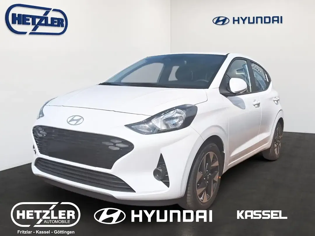 Hyundai i10 - Thumbnail 1