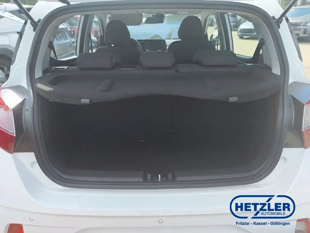 Hyundai i10 - Thumbnail 12