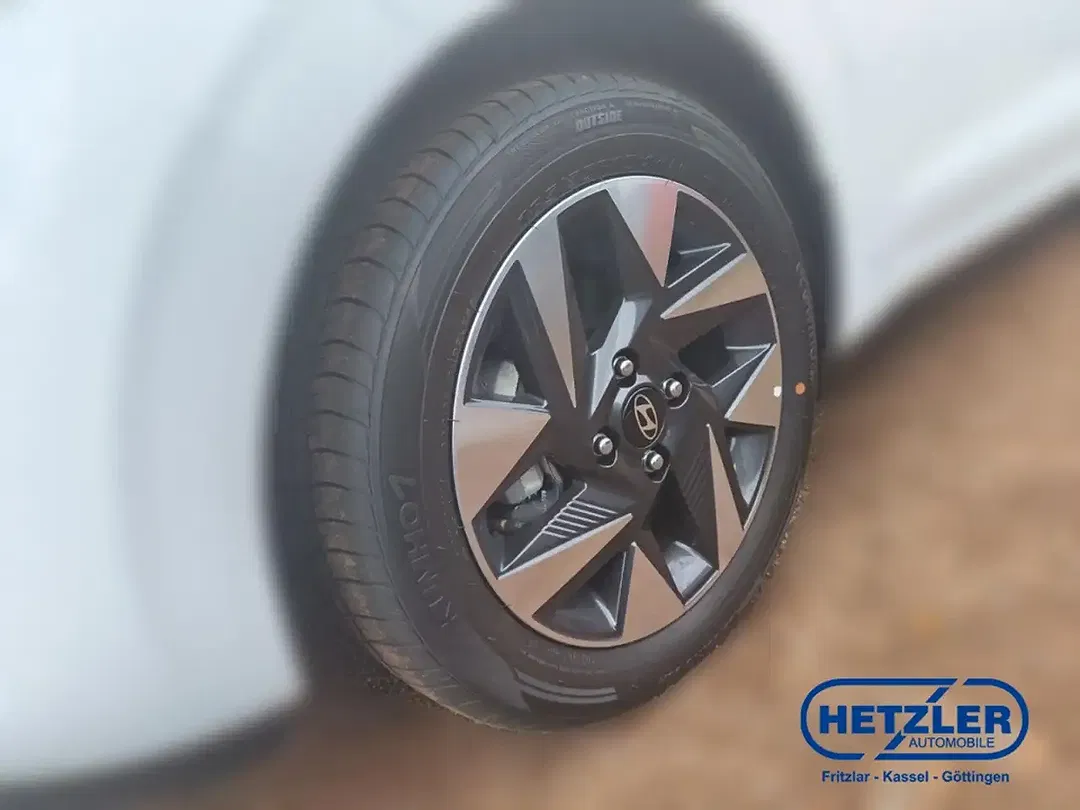 Hyundai i10 - Thumbnail 6