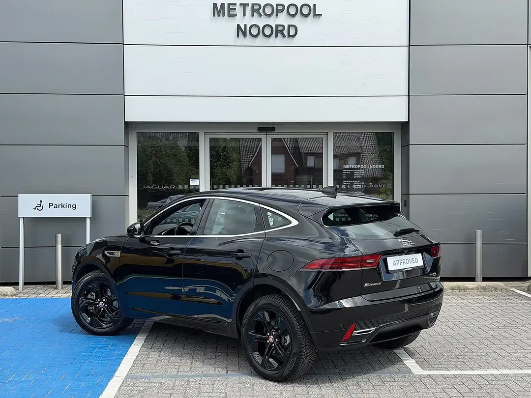 Jaguar E-Pace - Thumbnail 4