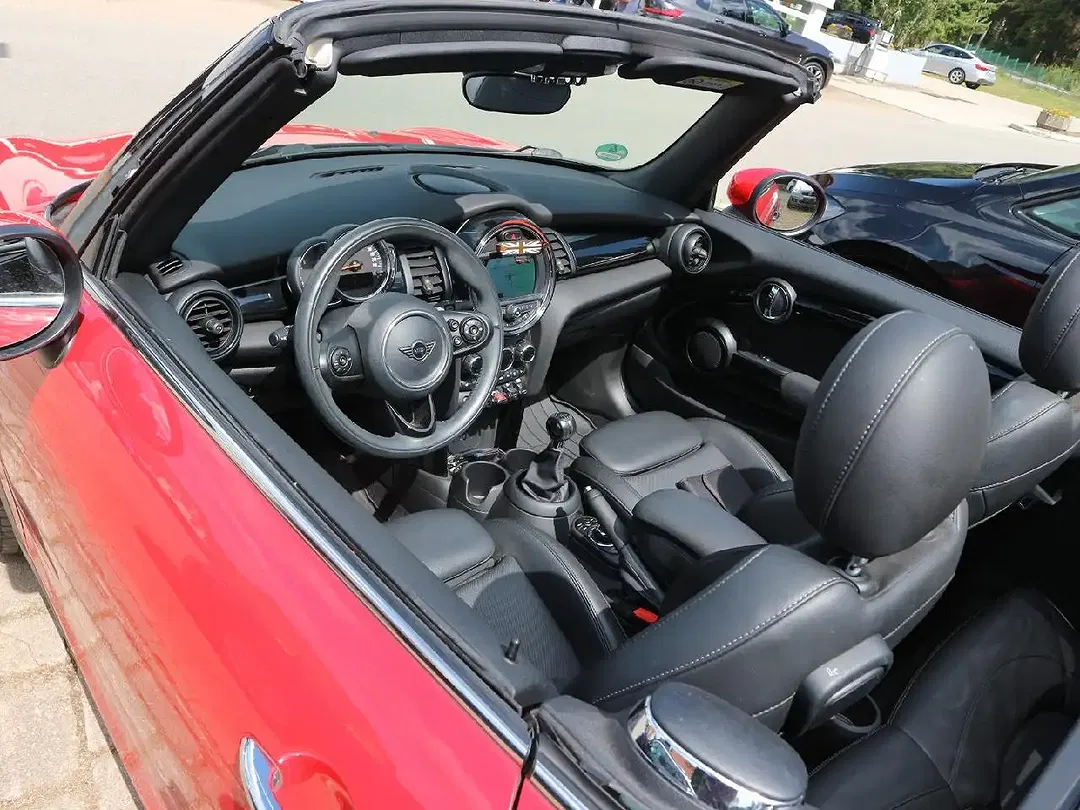 MINI One Cabrio - Thumbnail 14