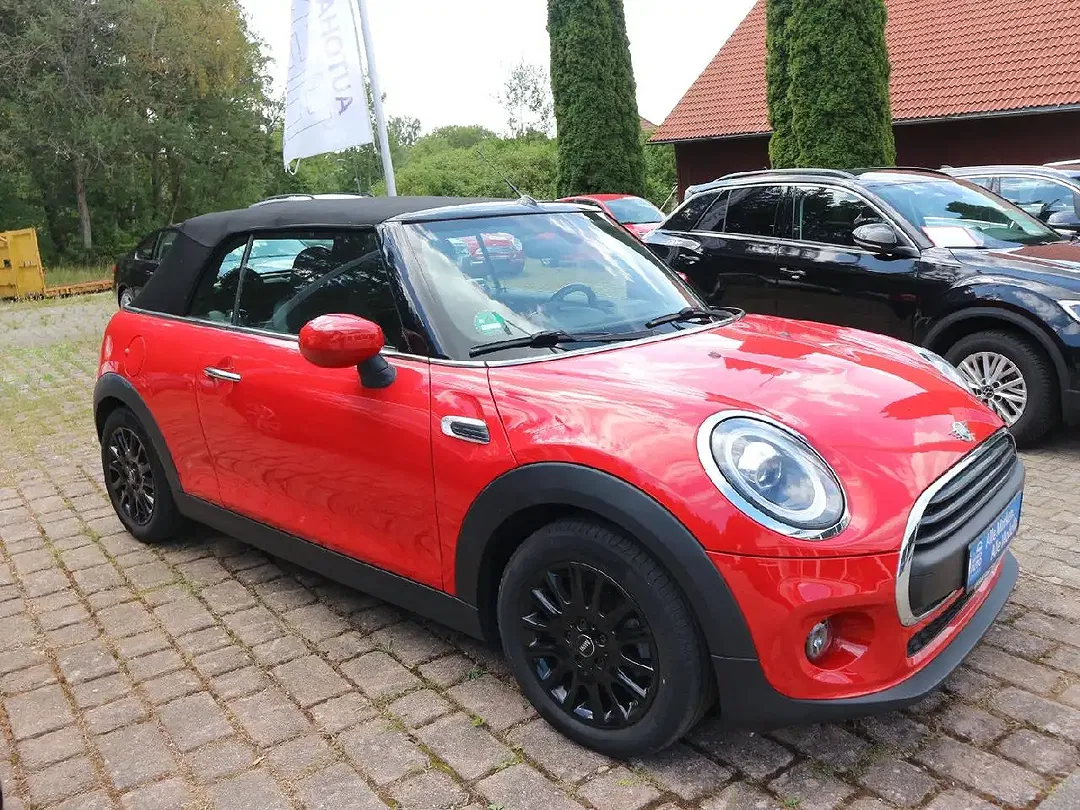 MINI One Cabrio - Thumbnail 4