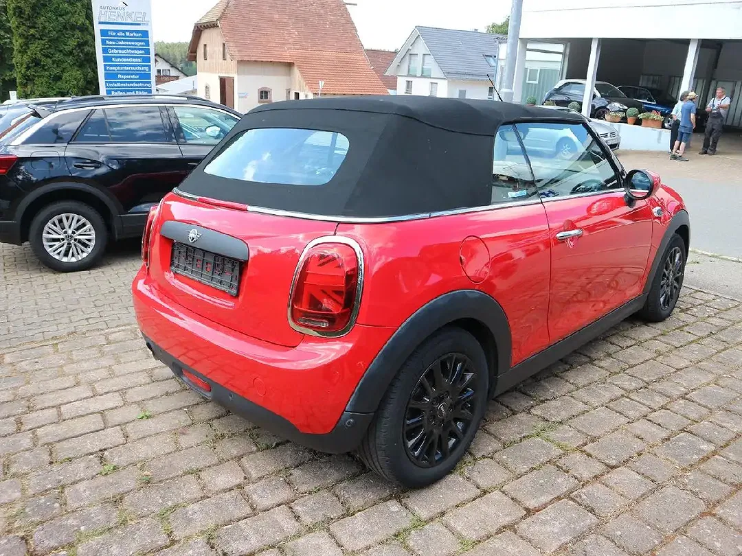 MINI One Cabrio - Thumbnail 5