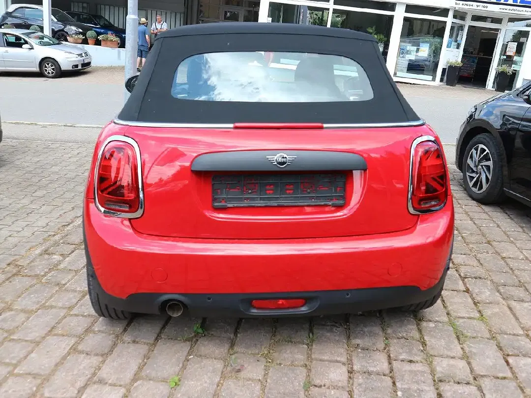 MINI One Cabrio - Thumbnail 6