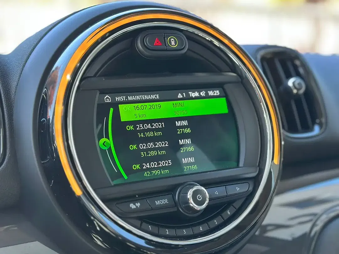 MINI Cooper Countryman - Thumbnail 12