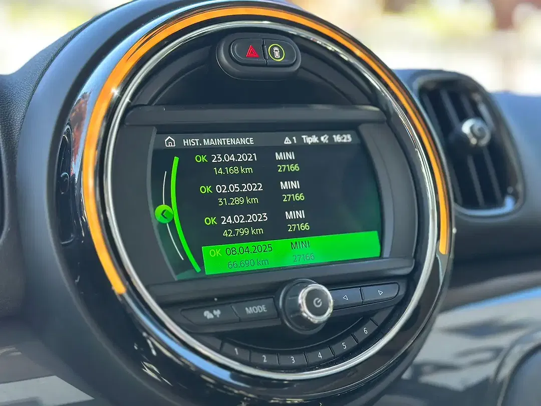 MINI Cooper Countryman - Thumbnail 13