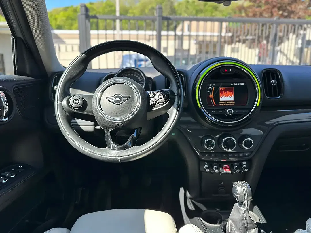 MINI Cooper Countryman - Thumbnail 17