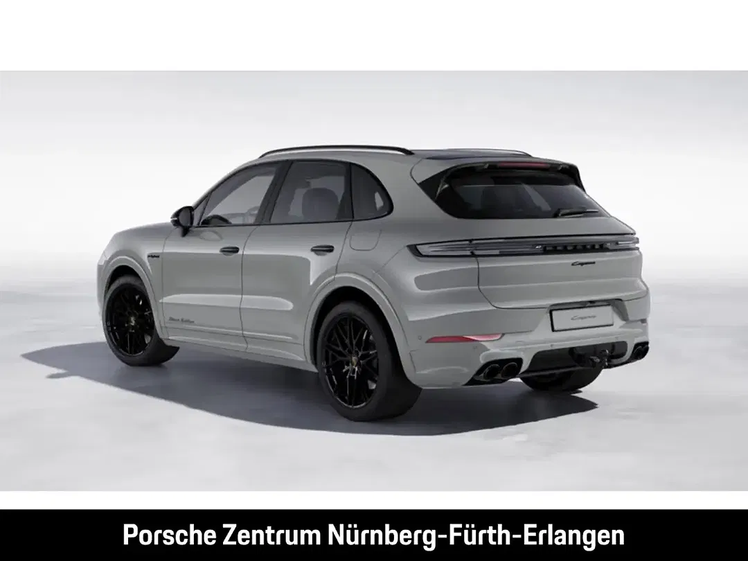 Porsche Cayenne - Thumbnail 3