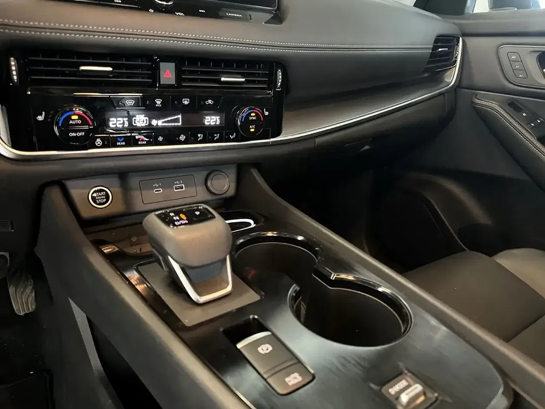 Nissan X-Trail - Thumbnail 12