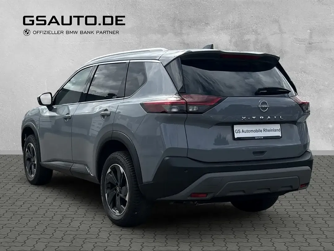 Nissan X-Trail - Thumbnail 3