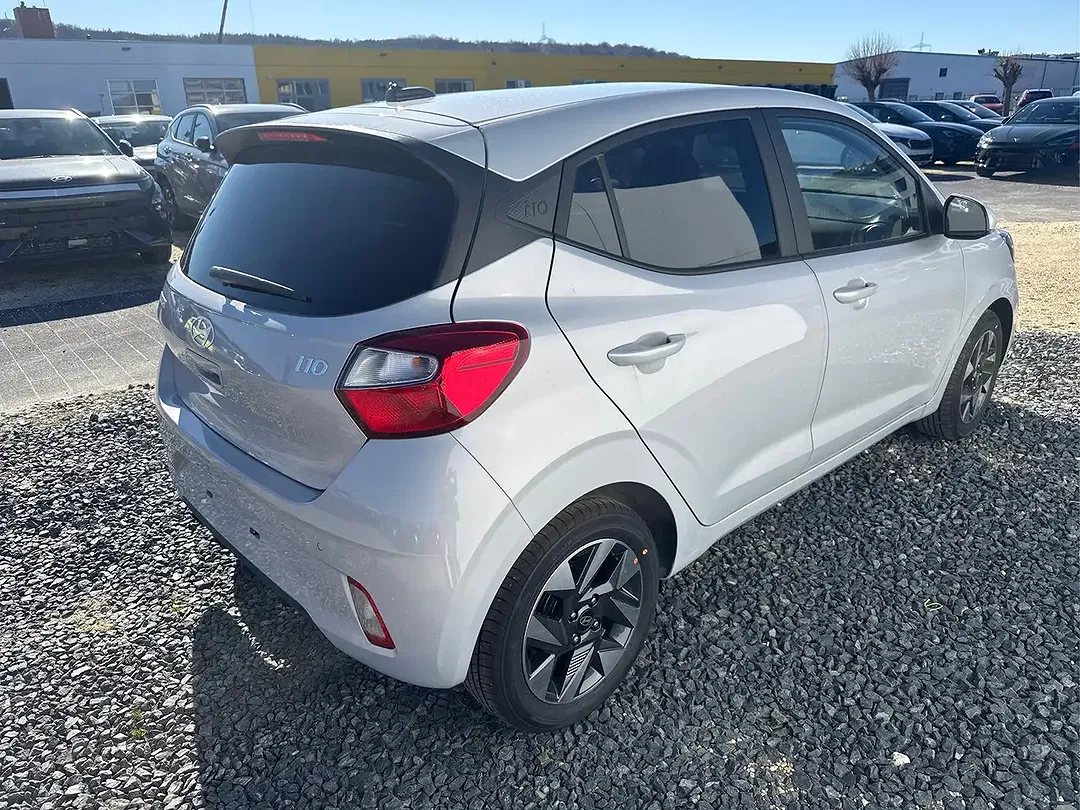 Hyundai i10 - Thumbnail 5