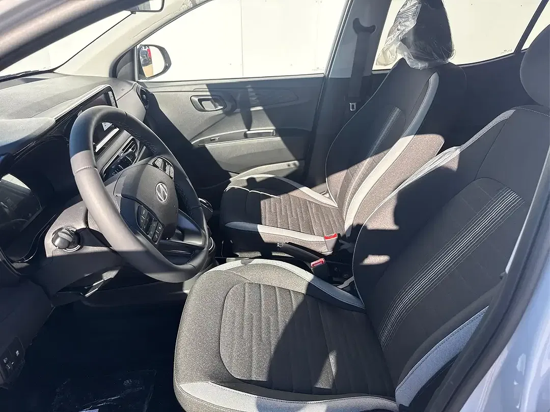 Hyundai i10 - Thumbnail 8