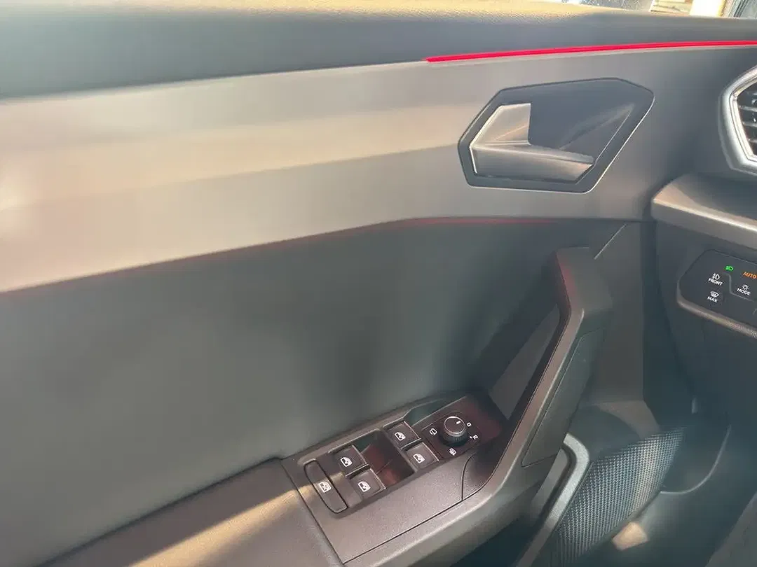 SEAT Leon - Thumbnail 13