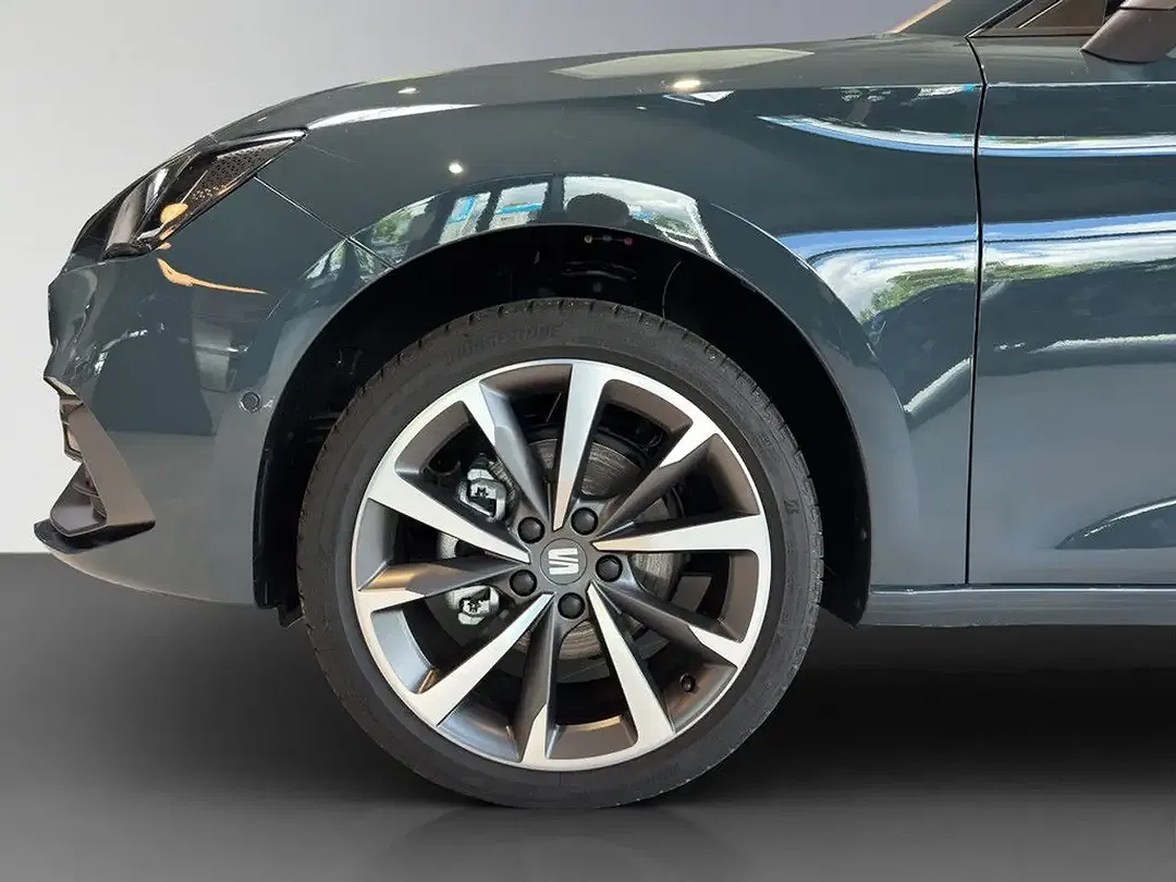 SEAT Leon - Thumbnail 9