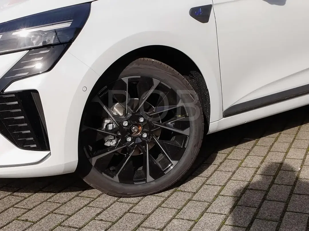 Renault Clio - Thumbnail 10