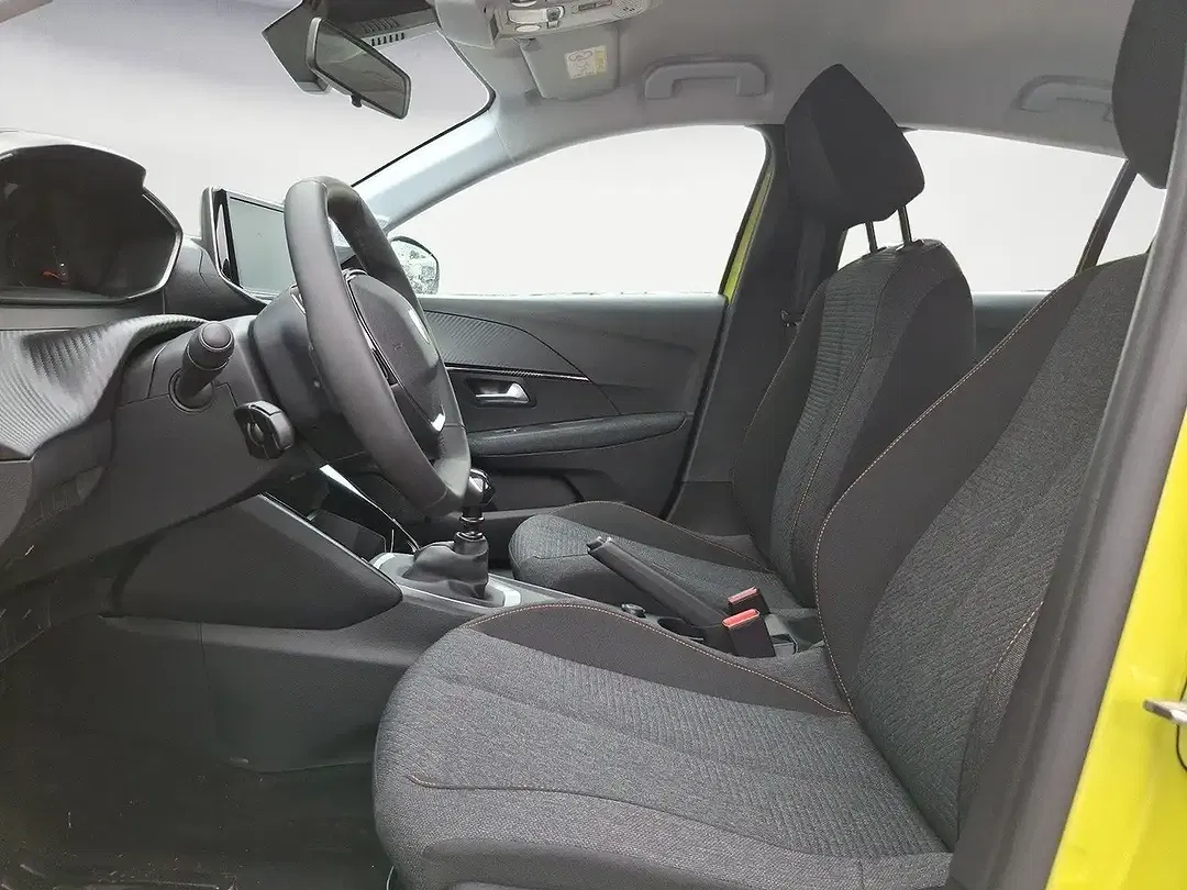 Peugeot 208 - Thumbnail 7