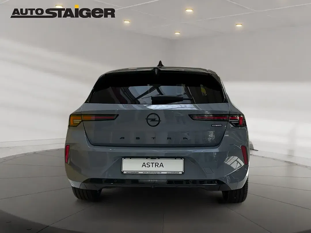 Opel Astra - Thumbnail 6