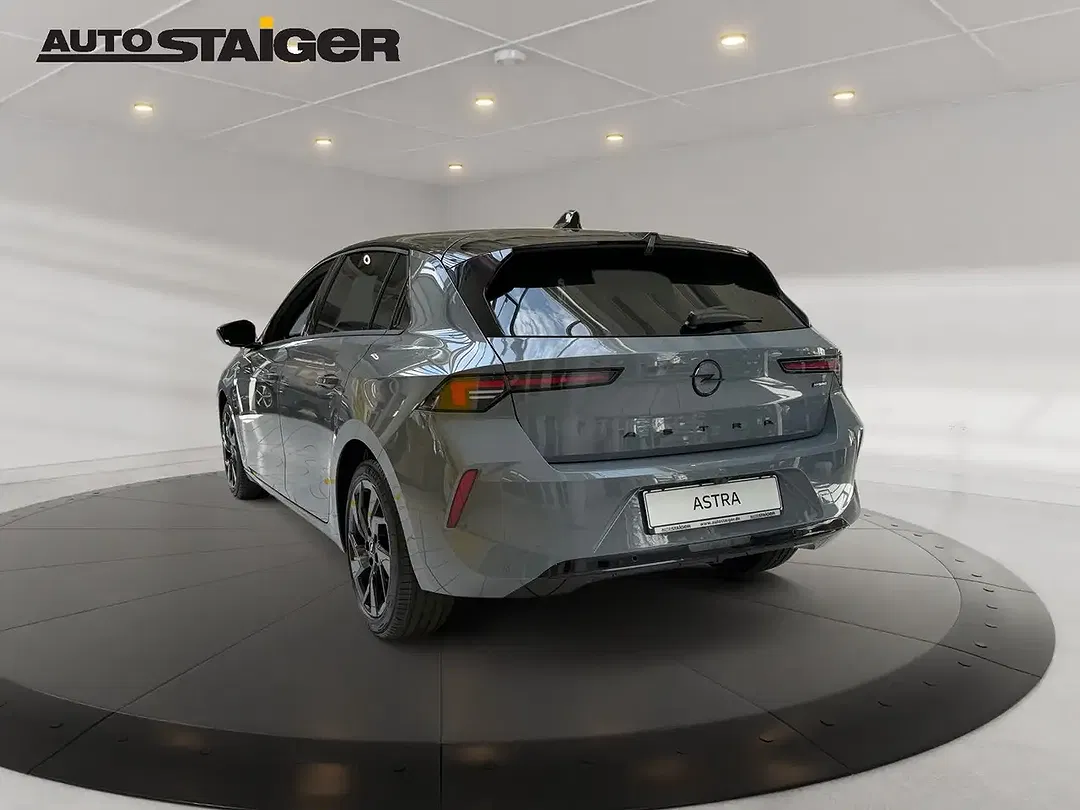 Opel Astra - Thumbnail 7