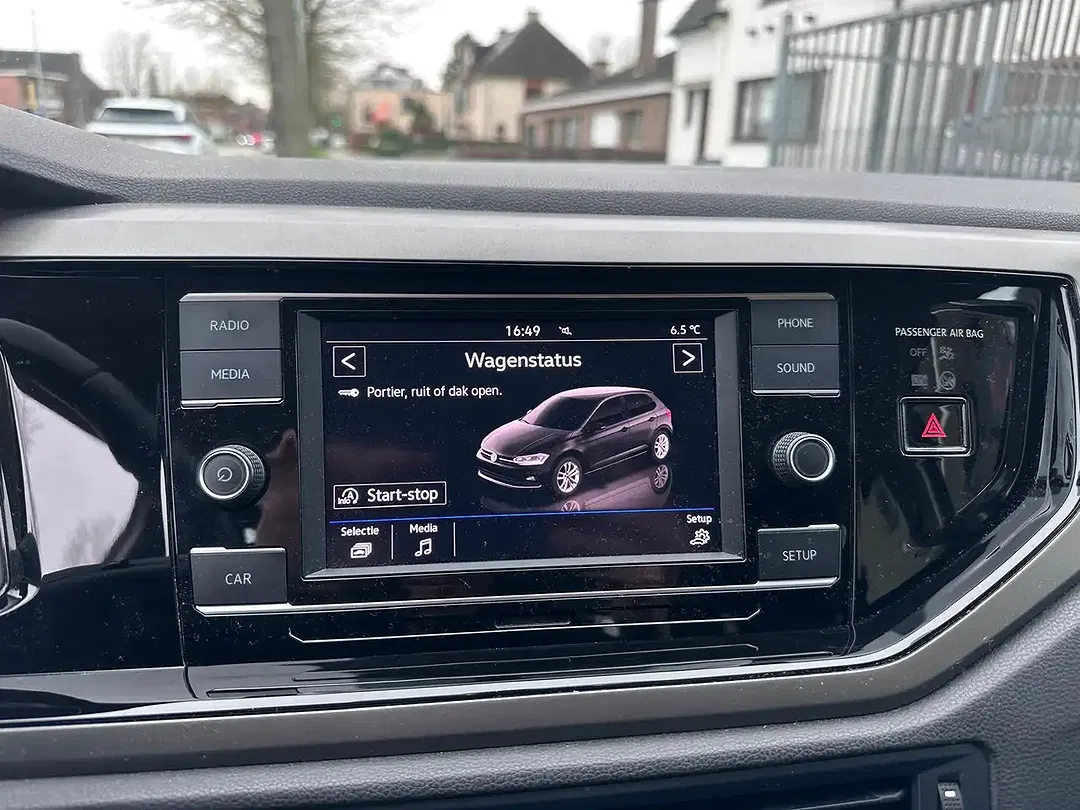 Volkswagen Polo - Thumbnail 12
