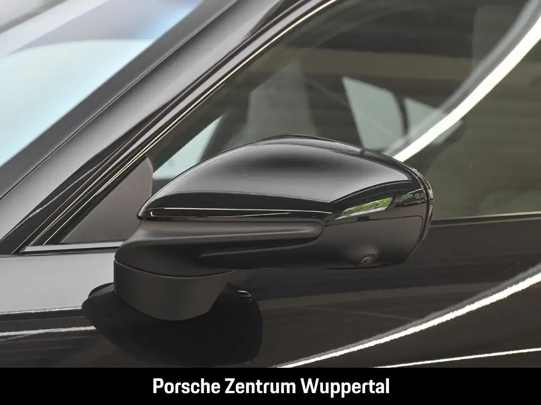 Porsche 992 - Thumbnail 7