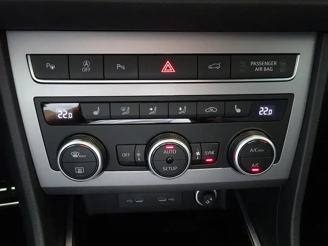 SEAT Ateca - Thumbnail 9