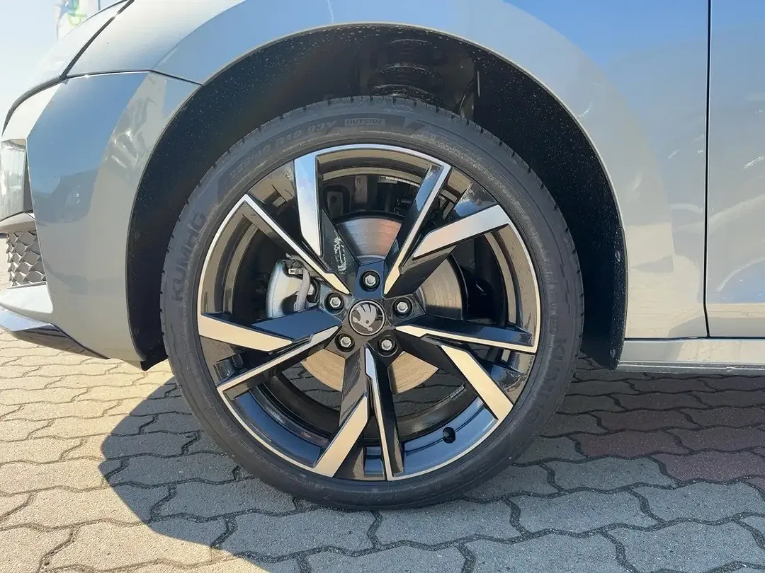 Skoda Octavia - Thumbnail 14