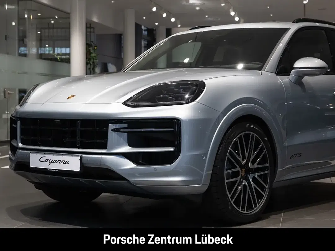 Porsche Cayenne - Thumbnail 13
