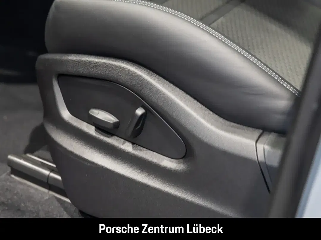 Porsche Cayenne - Thumbnail 26